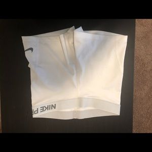 💥💥💥SOLD on Mercari💥💥💥White Nike Pro Shorts